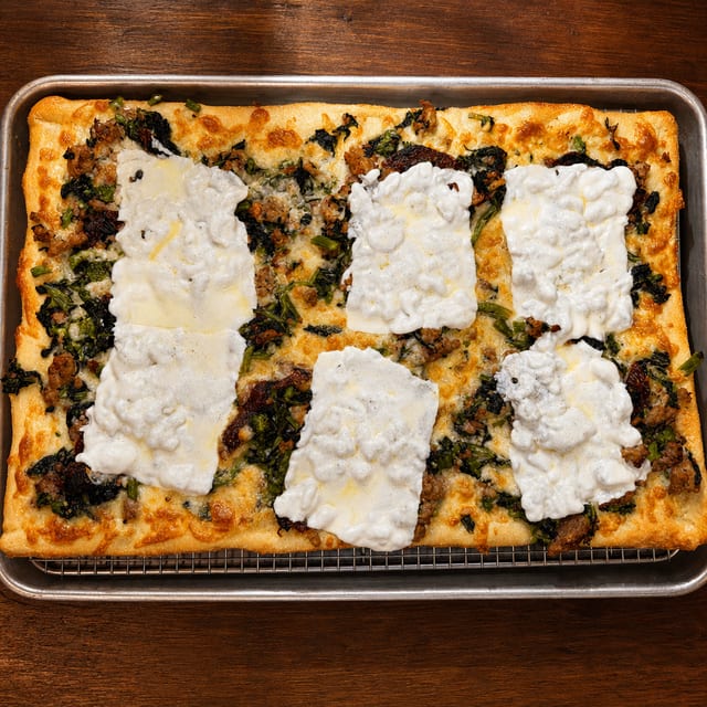 Grandma Mediterraneo Pizza.